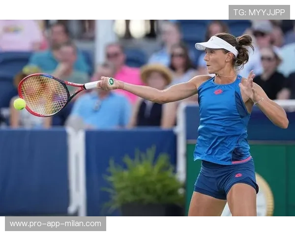 WTA总决赛首日综述：斯瓦泰克旗开得胜，莱巴金娜横扫迎开门红，wta2021